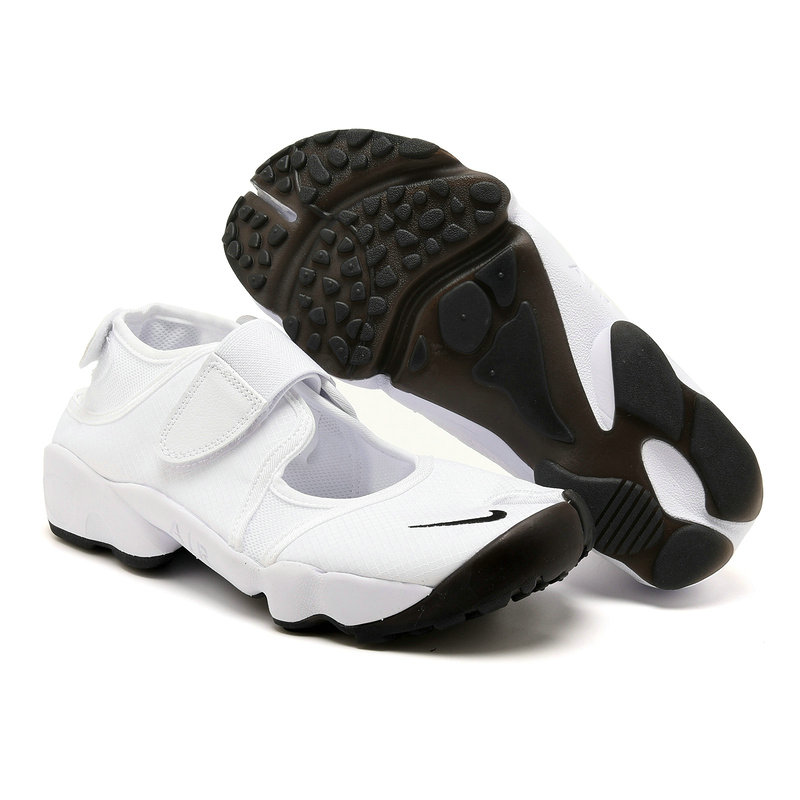 Nike AIR RIFT