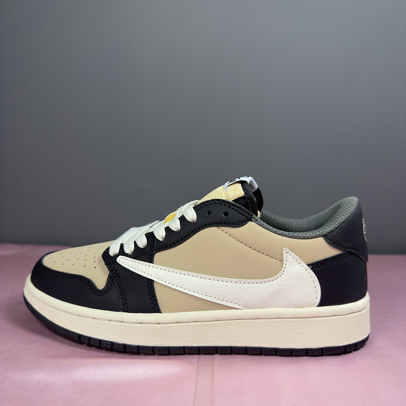 Air Jordan 1 Low Travis Scott