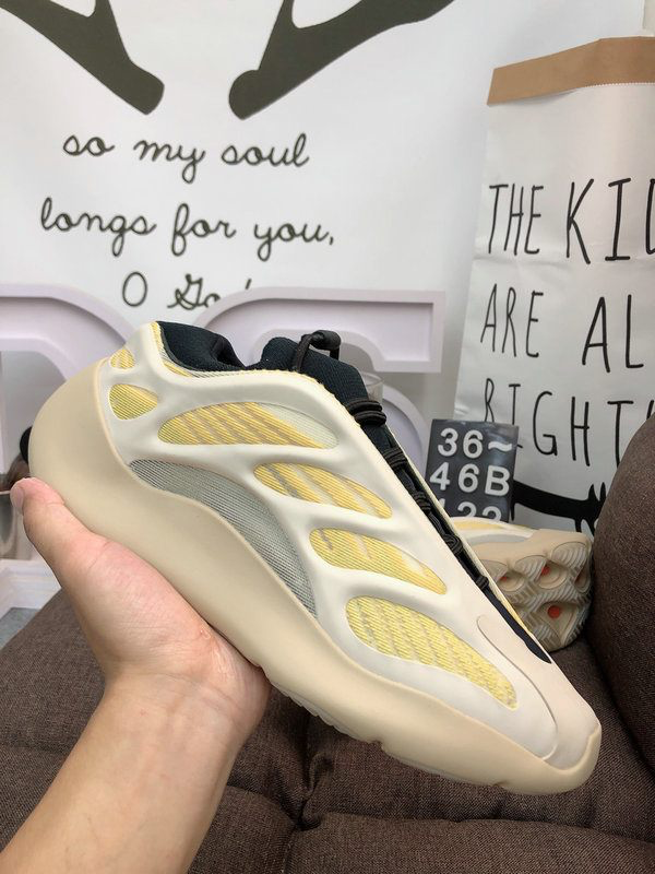 Adidas Yeezy Boost 700 V3