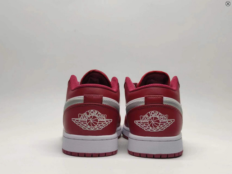 Air Jordan 1 Low