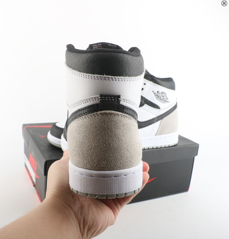 Air Jordan 1