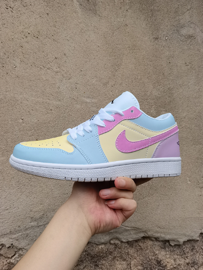 Air Jordan 1 Low