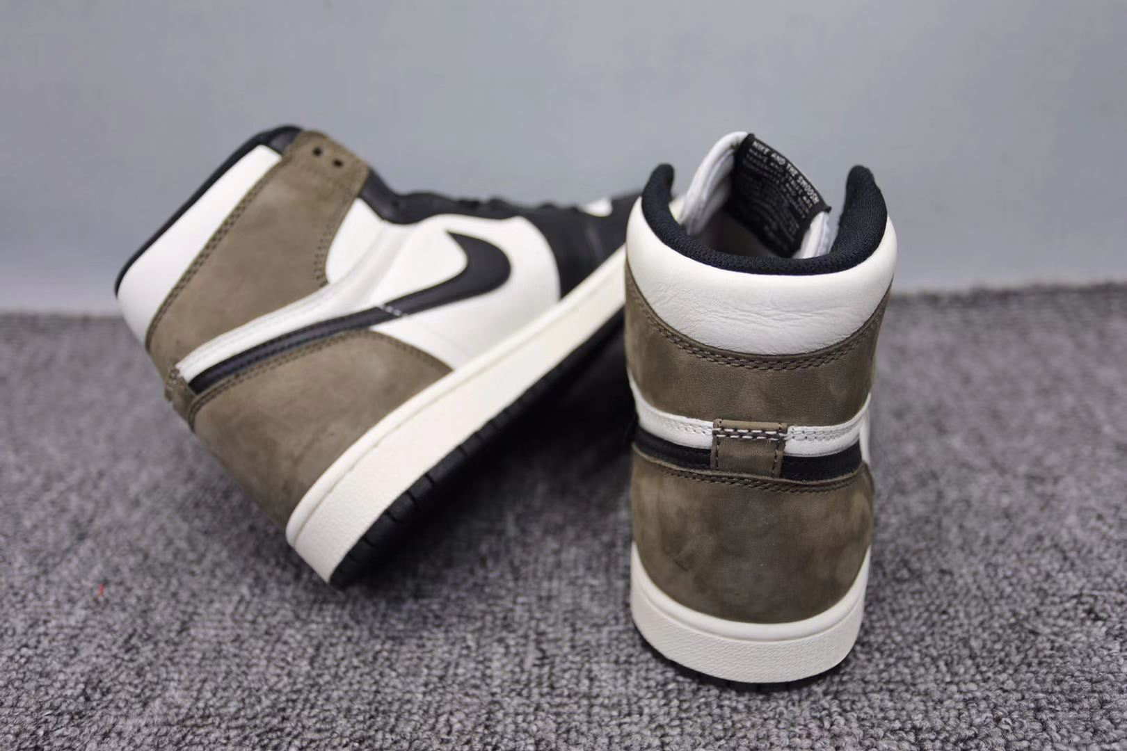 Air Jordan 1
