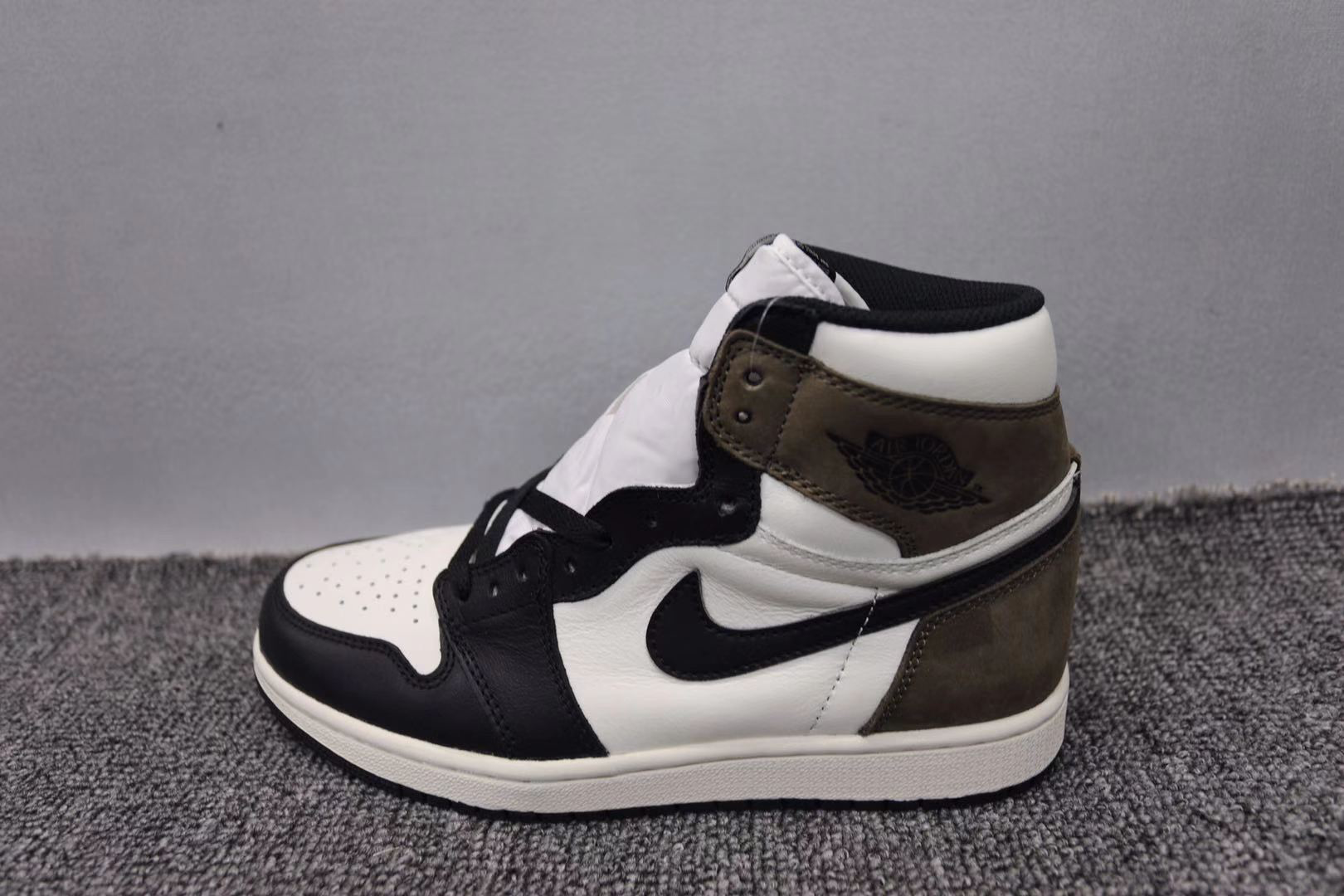 Air Jordan 1