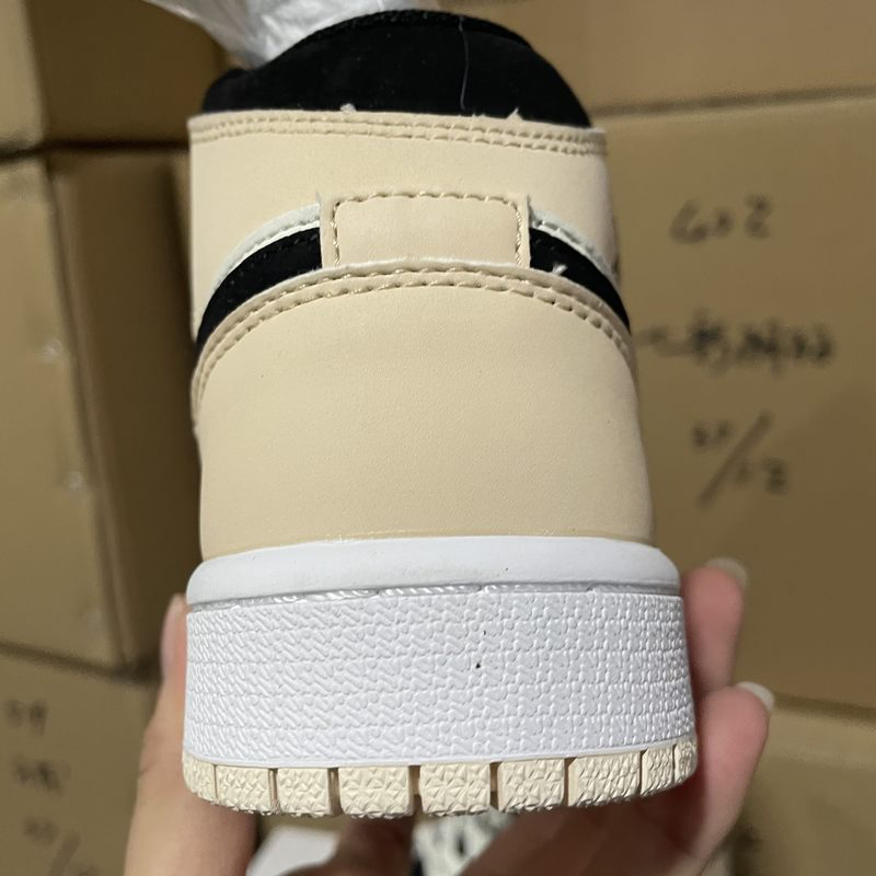 Air Jordan 1