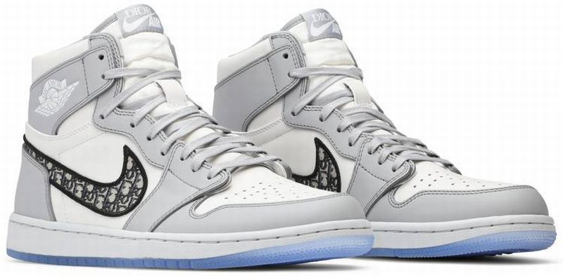Air Jordan 1 High Dior
