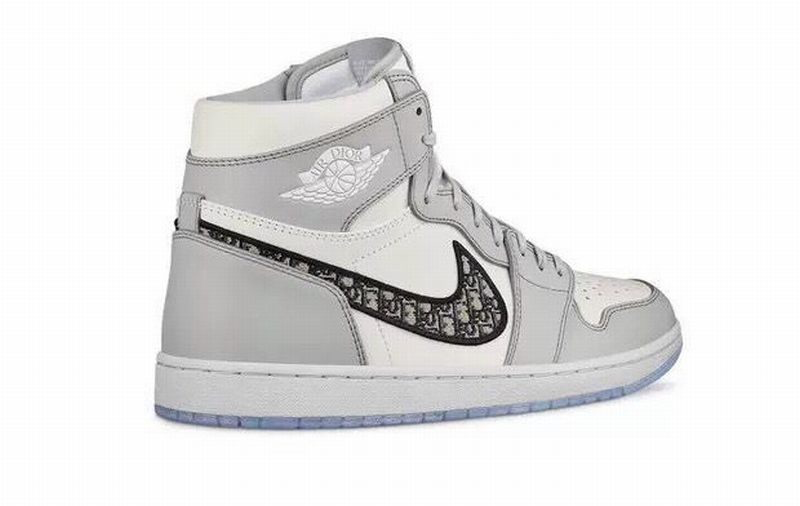 Air Jordan 1 High Dior