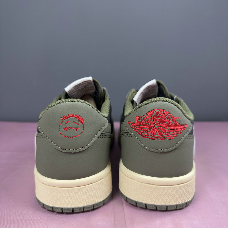 Air Jordan 1 Low Travis Scott