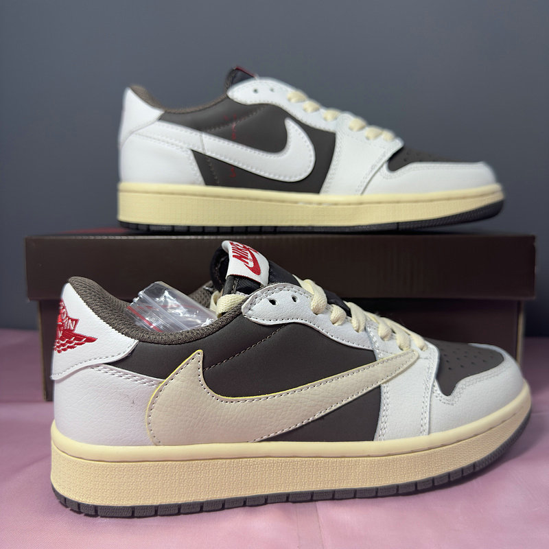 Air Jordan 1 Low Travis Scott