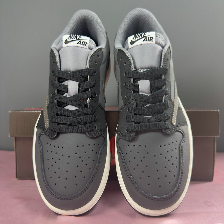 Air Jordan 1 Low Travis Scott