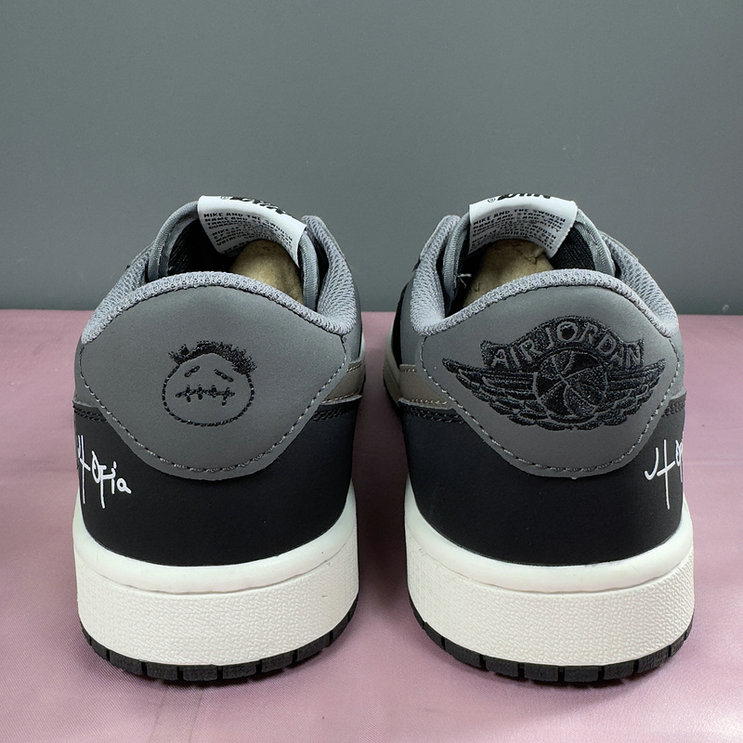 Air Jordan 1 Low Travis Scott