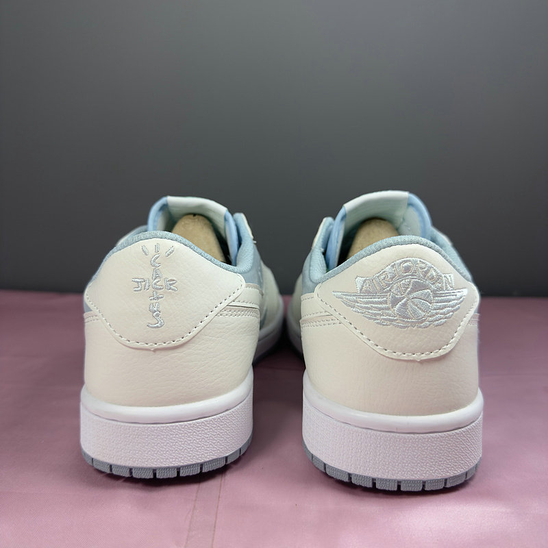 Air Jordan 1 Low Travis Scott