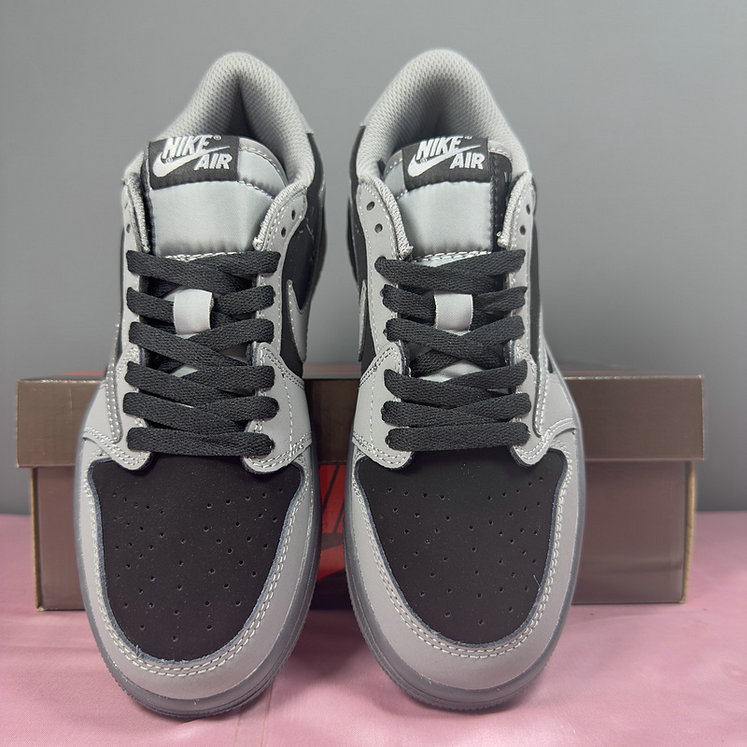 Air Jordan 1 Low Travis Scott