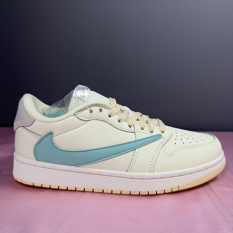 Air Jordan 1 Low Travis Scott