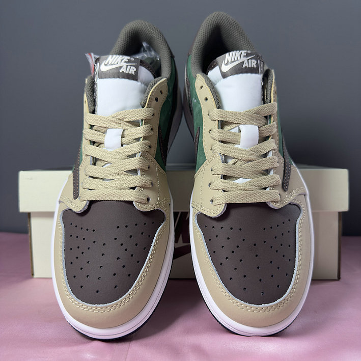 Air Jordan 1 Low Travis Scott