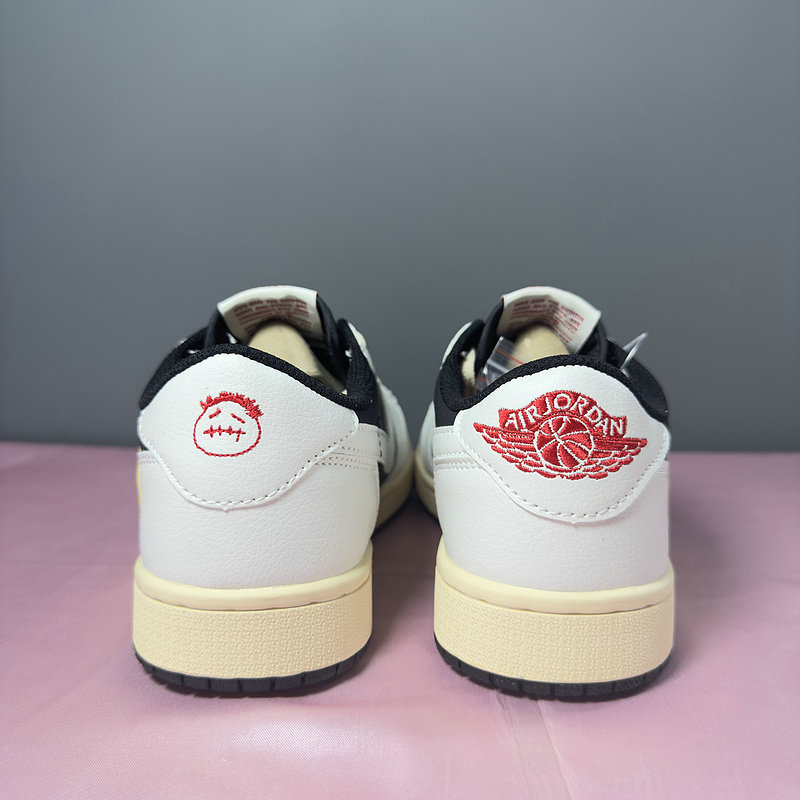 Air Jordan 1 Low Travis Scott