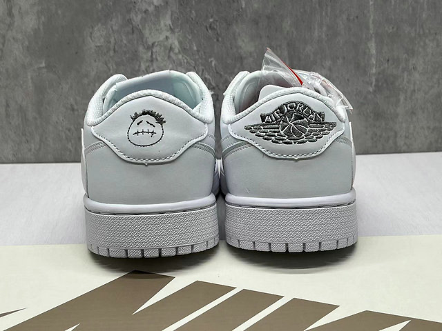 Air Jordan 1 Low Travis Scott