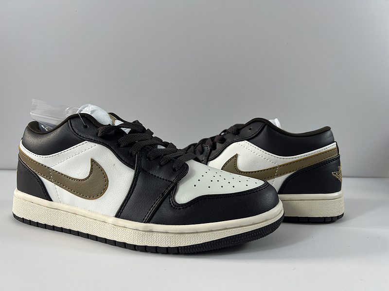 Air Jordan 1 Low