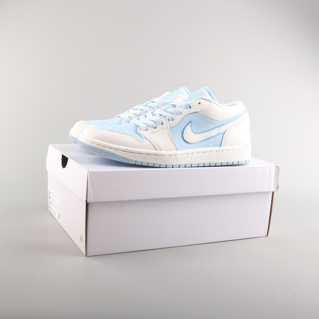 Air Jordan 1 Low