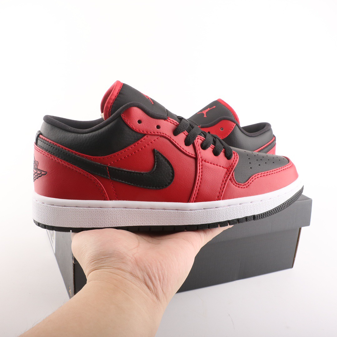Air Jordan 1 Low