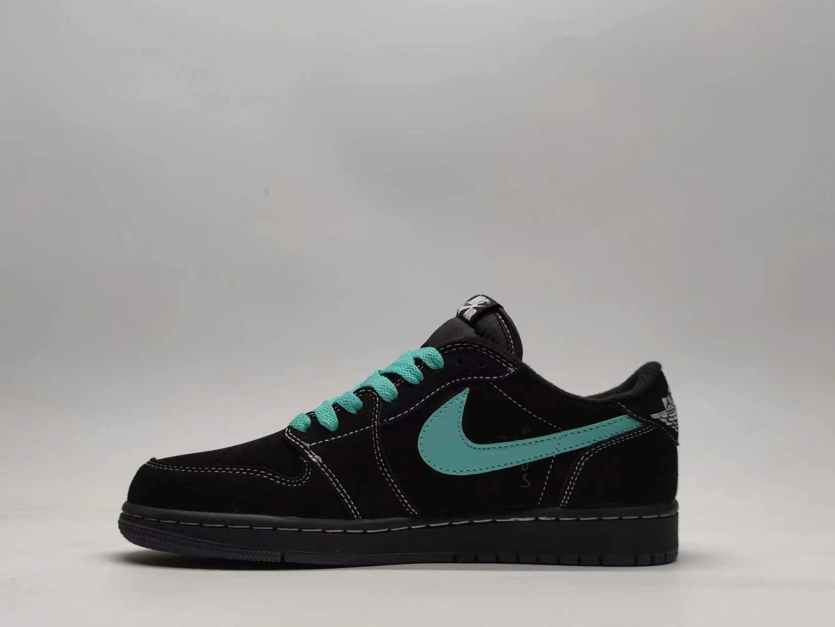 Air Jordan 1 Low