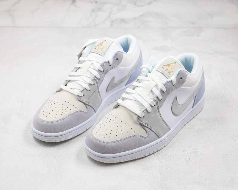 Air Jordan 1 Low