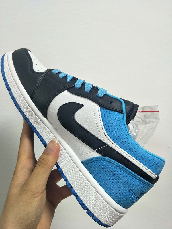 Air Jordan 1 Low