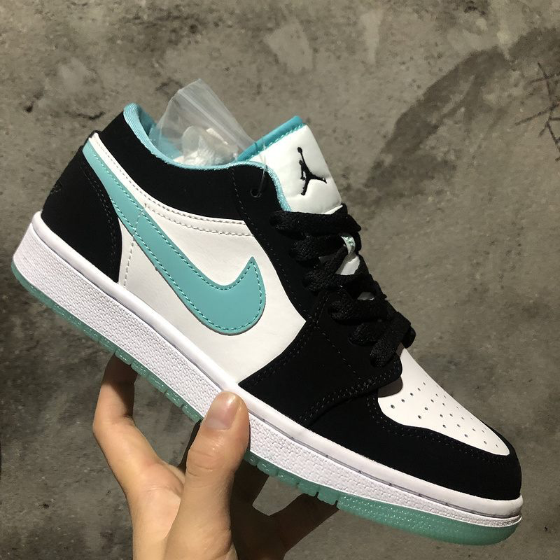 Air Jordan 1 Low