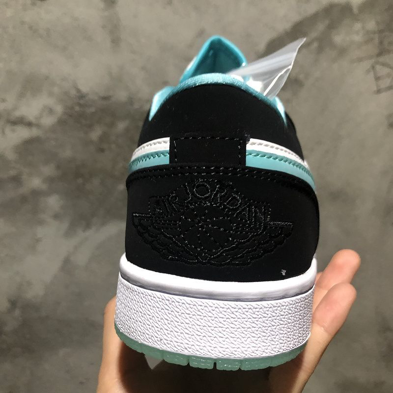 Air Jordan 1 Low