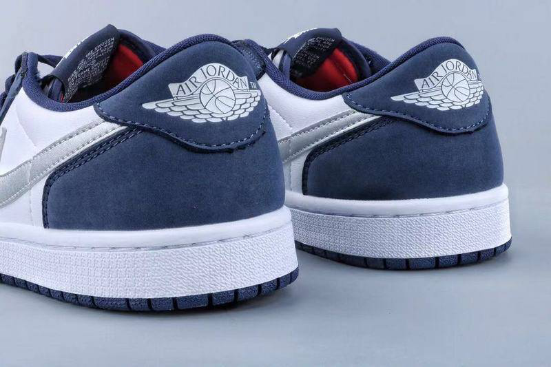 Air Jordan 1 Low