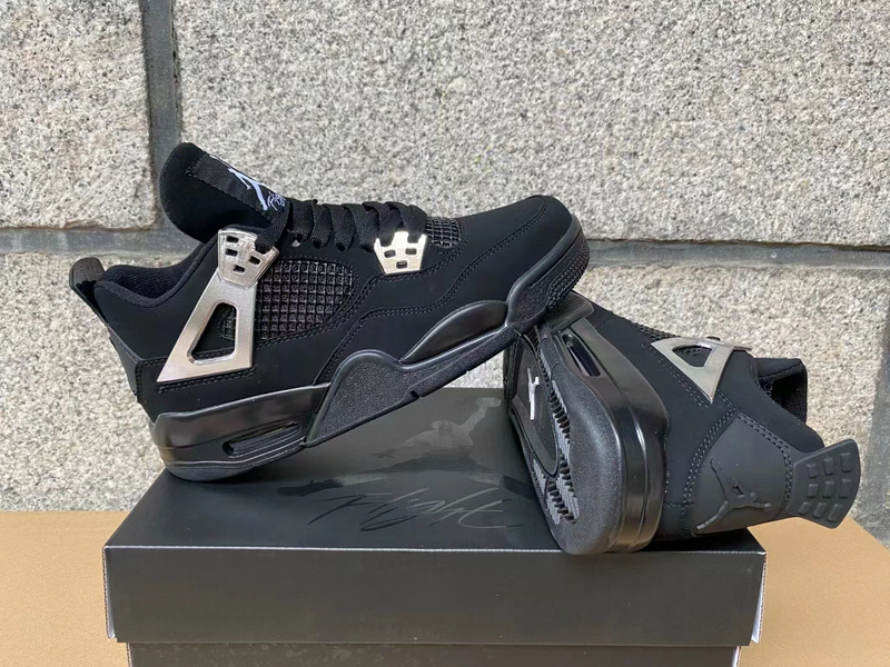Air Jordan 4