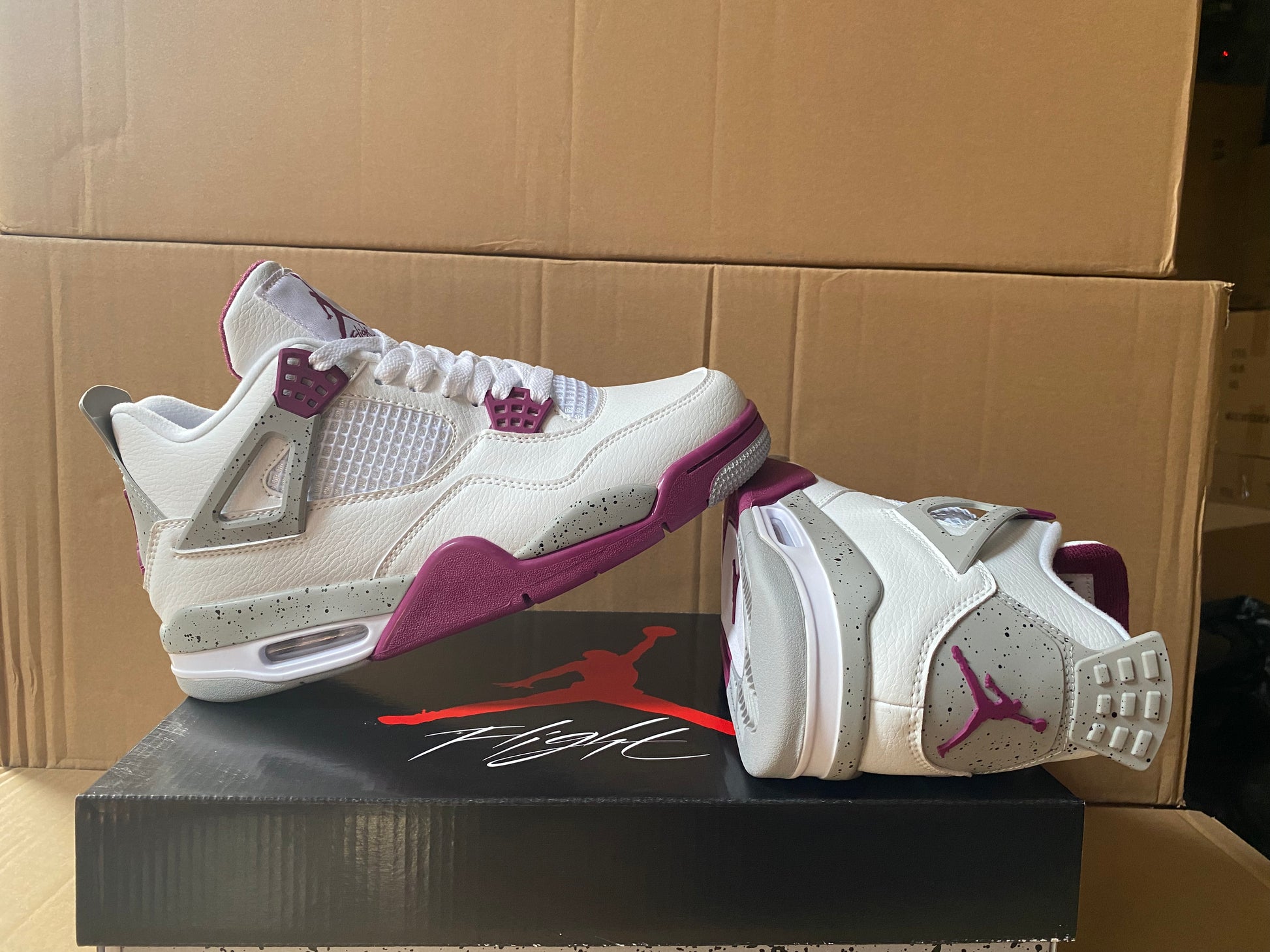 Air Jordan 4