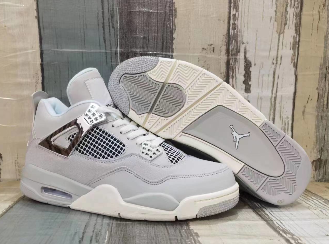 Air Jordan 4