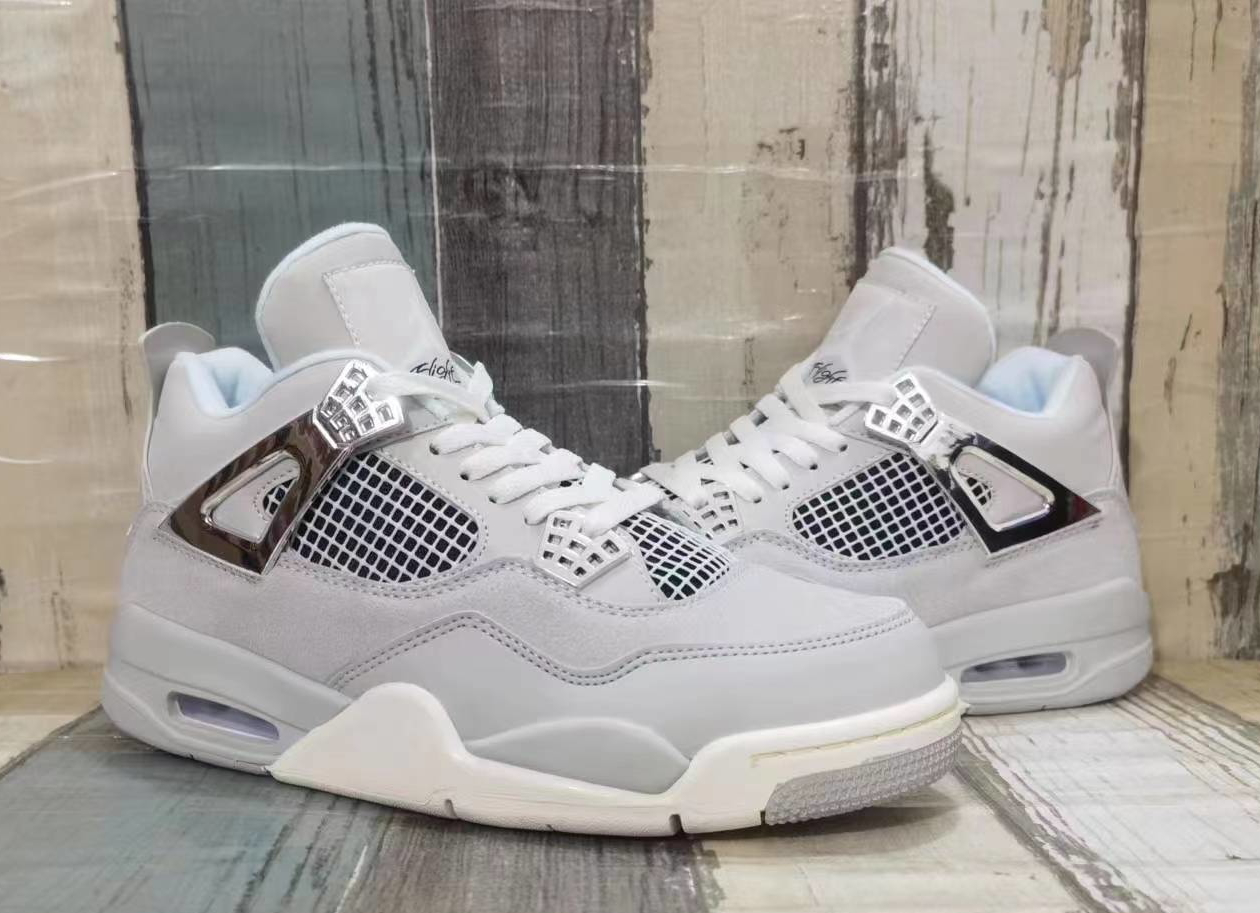 Air Jordan 4