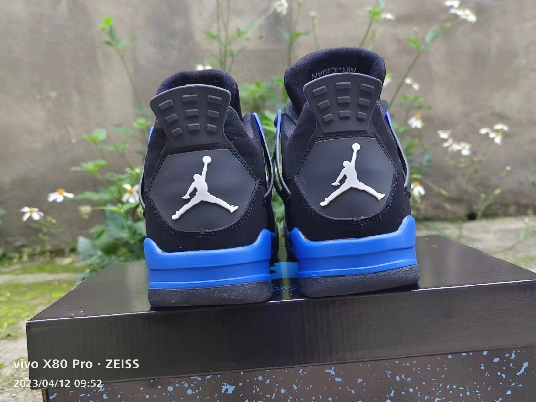 Air Jordan 4