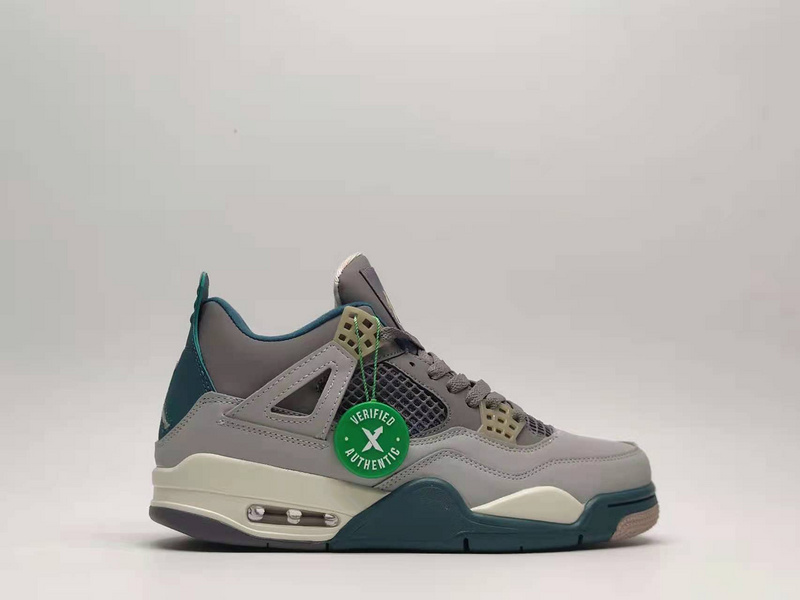Air Jordan 4