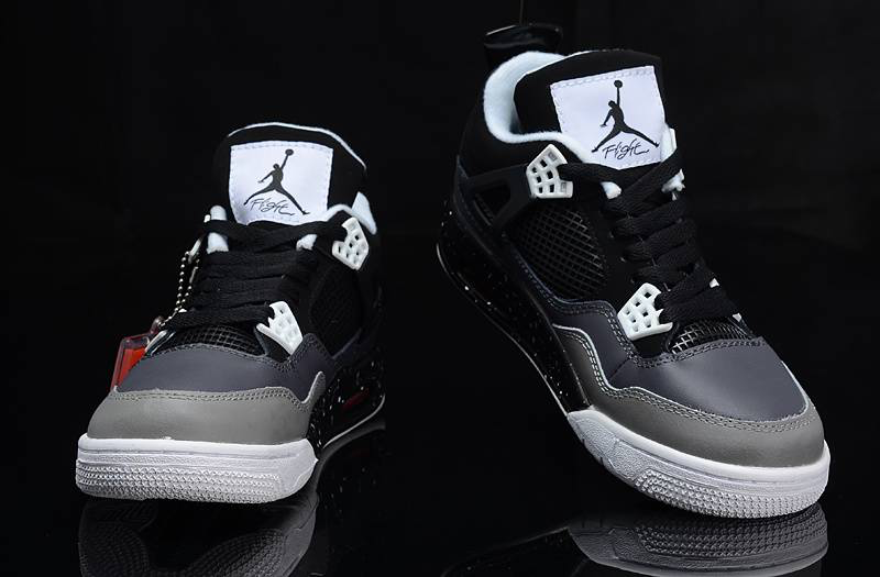 Air Jordan 4