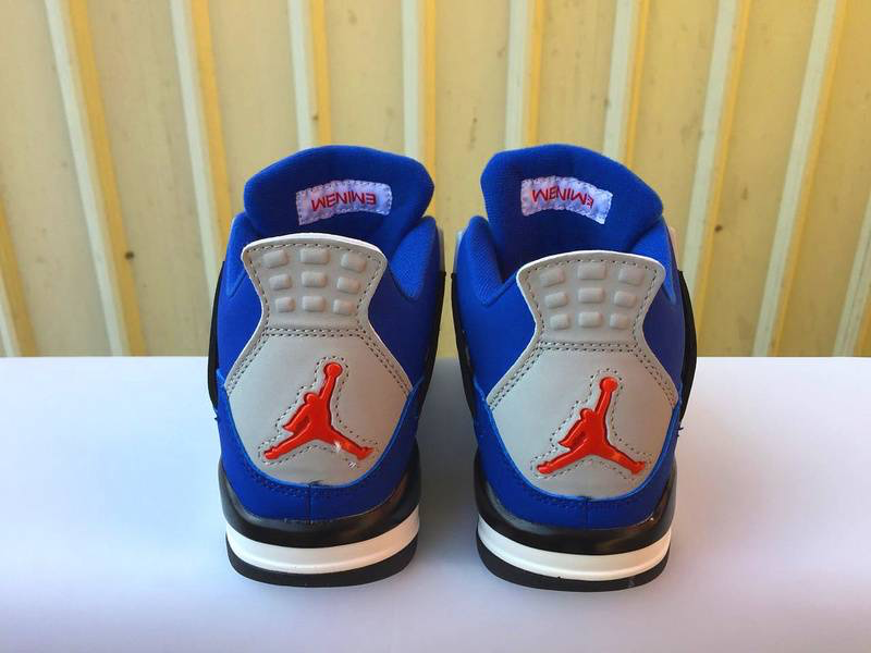 Air Jordan 4