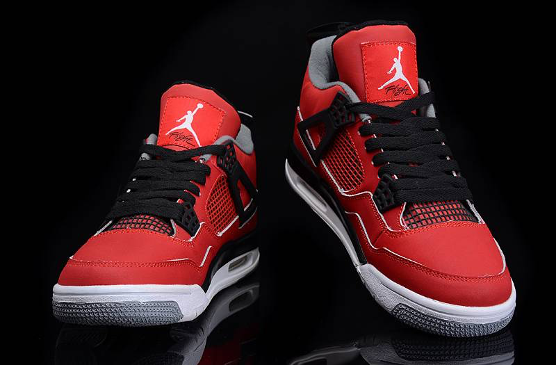 Air Jordan 4