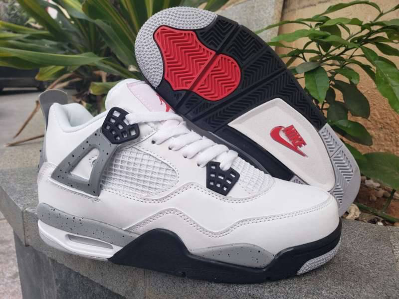 Air Jordan 4