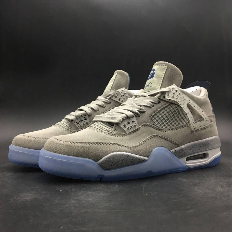 Air Jordan 4