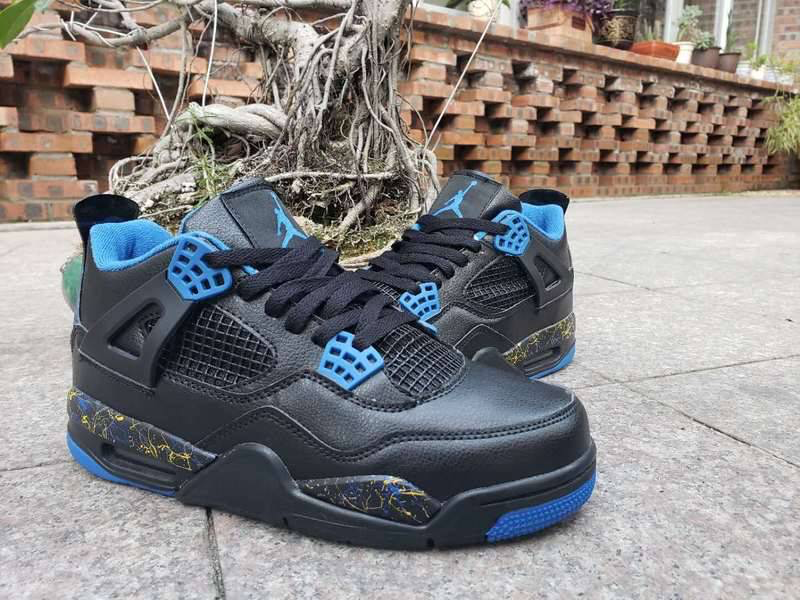 Air Jordan 4