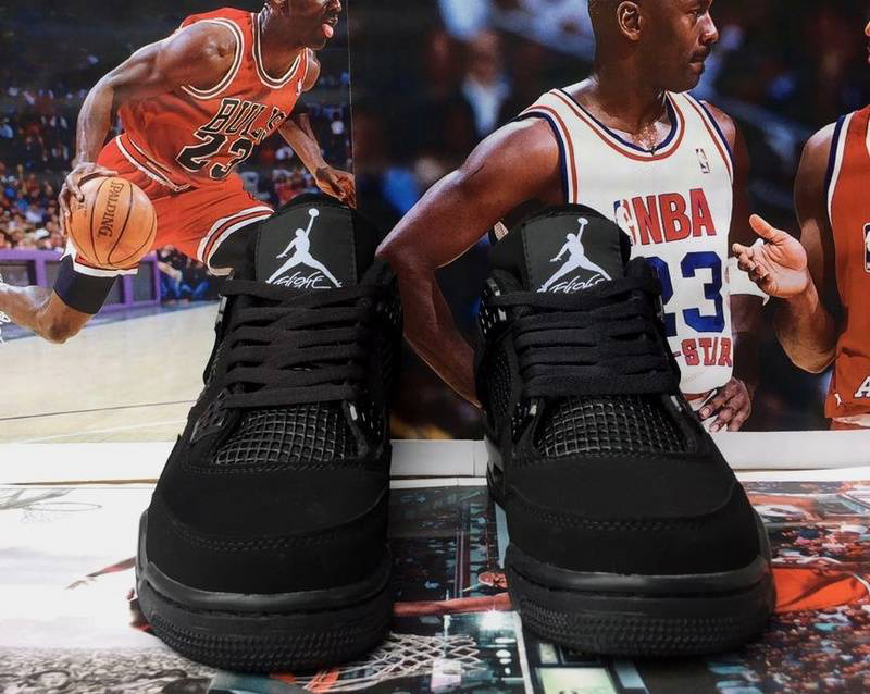 Air Jordan 4