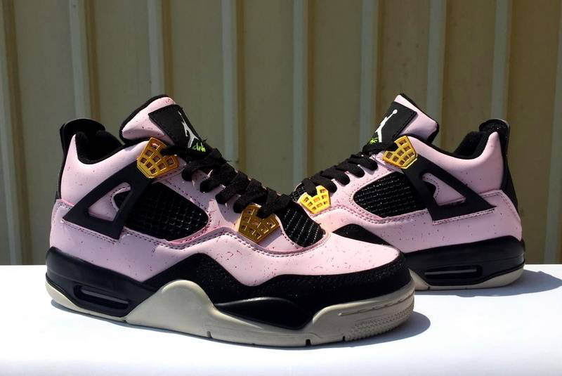 Air Jordan 4