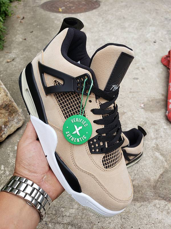 Air Jordan 4