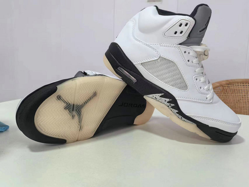 Air Jordan 5