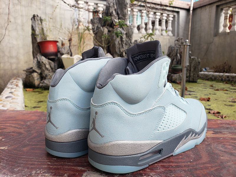 Air Jordan 5