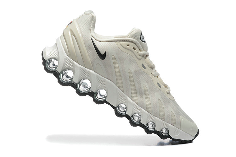 Nike DN8