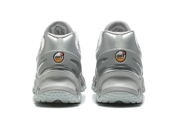 Nike DN8