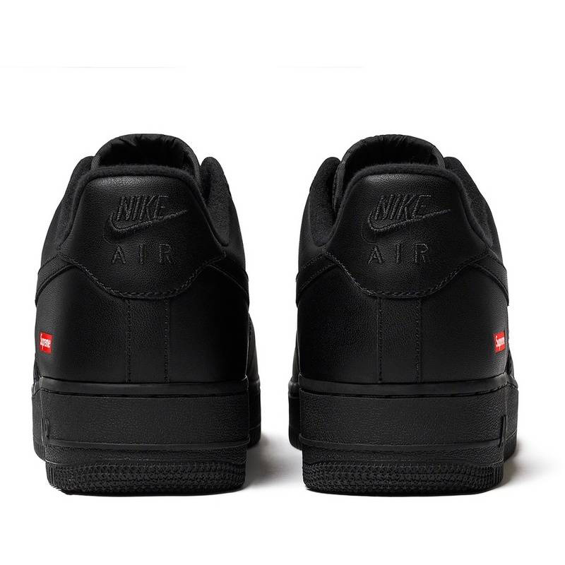 Nike Air Force One X Suprême